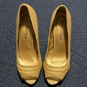 Gold sparkly Holiday heels